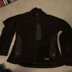 Patagonia Dark Brown Zip fleece